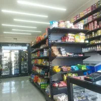 نیروی کار خانم و آقا سوپر مارکت