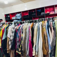 فروشی (مغازه پوشاک)