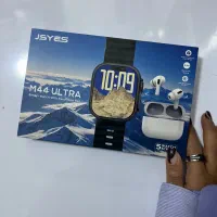 ساعت هوشمند با جعبه و دفترچهراهنما