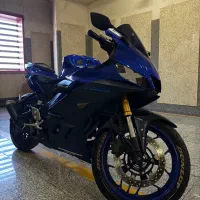 یاماها R25