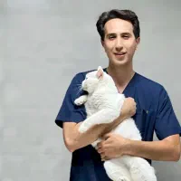 دامپزشک متخصص سیار. پرندگان زینتی/سگ/گربه