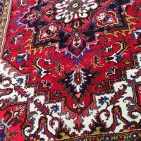 فرش دست بافت هریس تازه ازدار افتاده