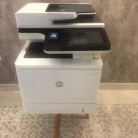 پرینتر رنگی با کیفیت  (مدل hp در حد نو)