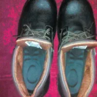 کفش|کیف، کفش، کمربند|خان ببین, |دیوار