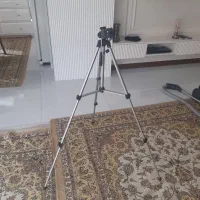 پایه دوربین عکاسی