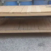 تخت چوبی