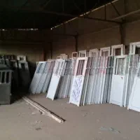 درب آلومینیوم در حمام pvc چوبی/پنجره+ضدسرقت انباری