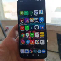 پوکو m3 حافظه ۱۲۸ گیگ‌ و رم۴ و باطری ۶۰۰۰