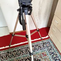 پایه دوربین فیلمبرداری