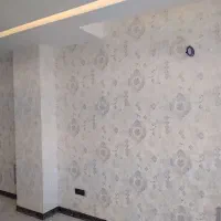 نصب‌انواع‌کاغذ‌دیواری‌وپوستر