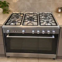 اجاق گاز اسنوا بسیار تمیز فردار