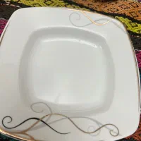 ظروف چینی ۱۸نفره کامل و سرویس کریستال ۶نفره