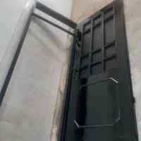 درب و پنجره  بسیارسنگین و سالم