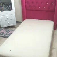 باکس و تخت و تاج