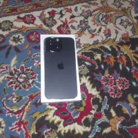 یک دستگاه ایفون طهر 16پرومکس