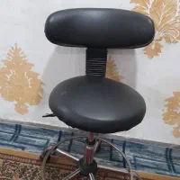 صندلی  چرخدار درحدنو