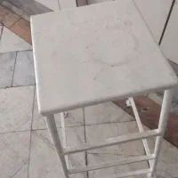 چهار پایه فلزی