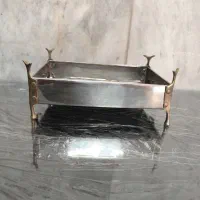 منقل قدیمی و قورچه برنجی