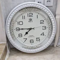 ساعت دیواری