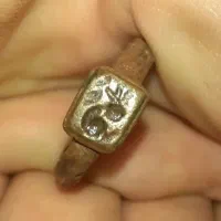 انگشتر الکتروم هخامنشی خرگوش