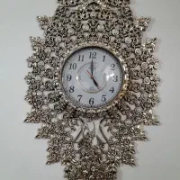 ساعت طرح برنجی