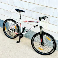 دوچرخه جاینت مشابه خشک      / اسکات مریدا کیوب /