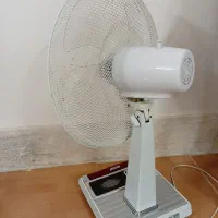 پنکه توشیبا ژاپن تمیز بدون ایراد. در قدرت|پنکه و تصفیه‌کنندهٔ هوا|محلات, |دیوار