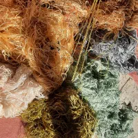 نهخ خامه ابریشم در رنگهای متنوع