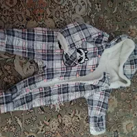 کاپشن و لباس خارجی دخترونه (ورق بزنید )