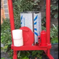 دستگاه ابمیوه گیری