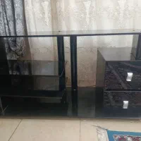 زیر تلویزیونی شیشه ای متوسط