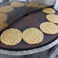 استخدام خانم کولیره و کلانه ونان محلی