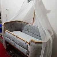 تخت و گهواره از بدو تولد