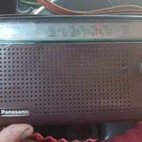 رادیو قدیمی مال صدسال پیشه عشقبازاش بیان جلو