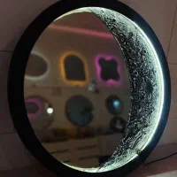 آیینه ماه و ساعت