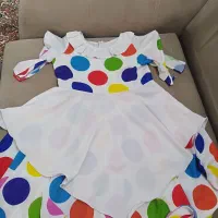 تعدادی پیراهن دخترانه