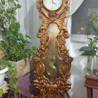 ساعت و ویترین