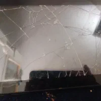 تبلت ال‌سی‌دی شکسته روشن نمیشه ...