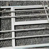 تعدادی در و پنجره آهنی نو و دست دوم بفروش میرسد