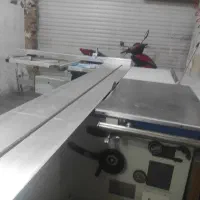 کار در کارگاه کابینت