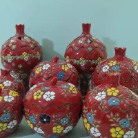 شکلات خوری یلدایی