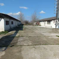 فروش مرغداری ۲۵هزار قطعه گیلان