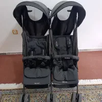 کالسکه دوقلو