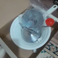 آب هندوانه گیری دستی|آبمیوه‌گیر و آب‌مرکبات‌گیر|اصفهان, شیخ اشراق|دیوار
