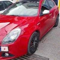 الفارمئو جولیتا مدل 2014