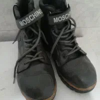 بوت پسرانه سایز ۳۵ محکم وجنس خوب|کیف، کفش، کمربند|خاوران, |دیوار