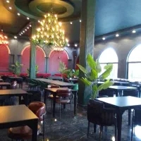 آشپز ایرانی وفست فود بارستا ویتر سالن کار