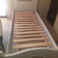 تختخواب یکنفره