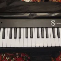 پیانو تاشو|پیانو، کیبورد، آکاردئون|تهران, باغ فردوس|دیوار