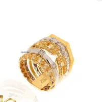 یک قطعه طلاپیداشده
